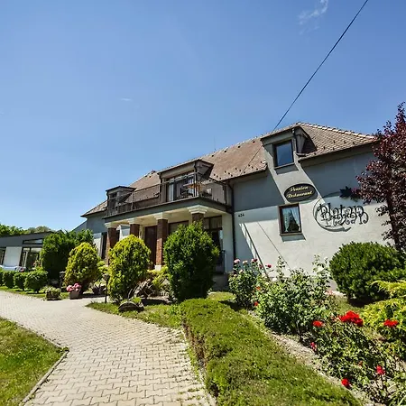 Platan Guest house
