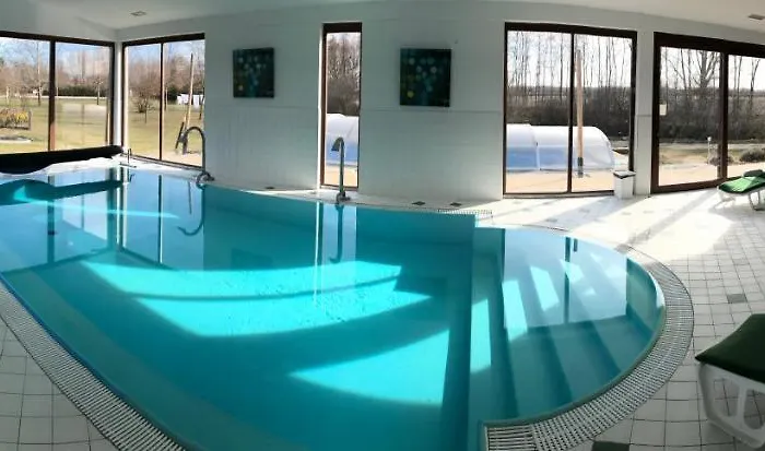 Гостевой дом Platan Дунайска-Стреда